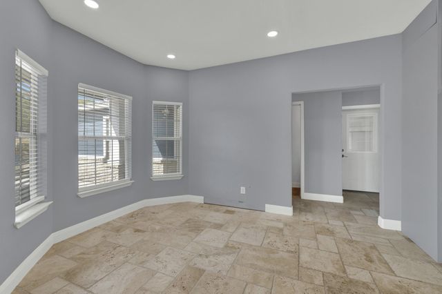 2131 Fm 484, Canyon Lake, TX 78133