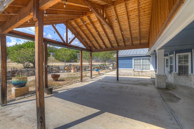 2131 Fm 484, Canyon Lake, TX 78133