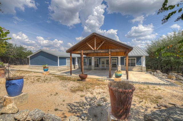 2131 Fm 484, Canyon Lake, TX 78133