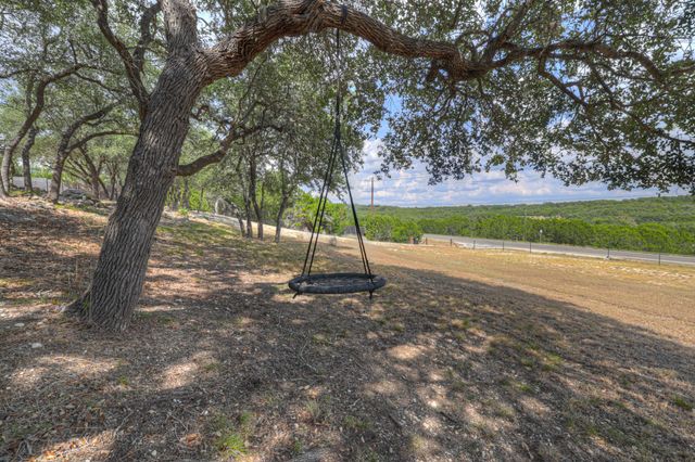 2131 Fm 484, Canyon Lake, TX 78133