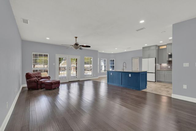 2131 Fm 484, Canyon Lake, TX 78133