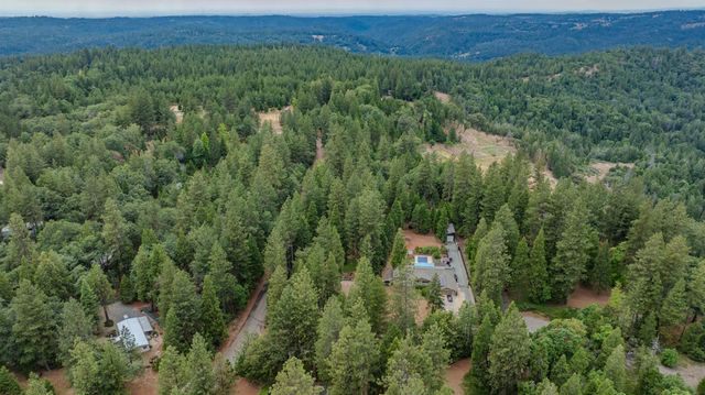 15701 Happie Lou Ln, Pioneer, CA 95666