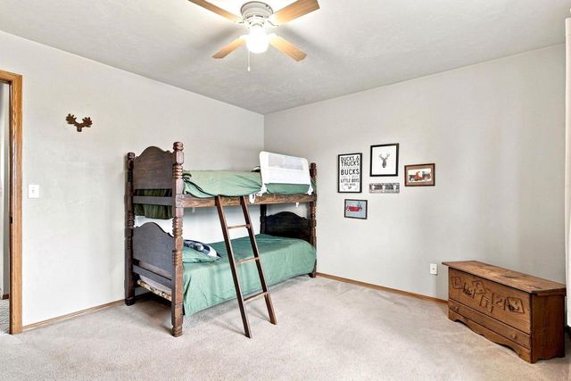 542 HIGHLAND MEADOW TRAIL, Pulaski, WI 54162