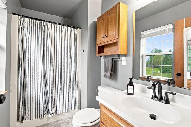 542 HIGHLAND MEADOW TRAIL, Pulaski, WI 54162