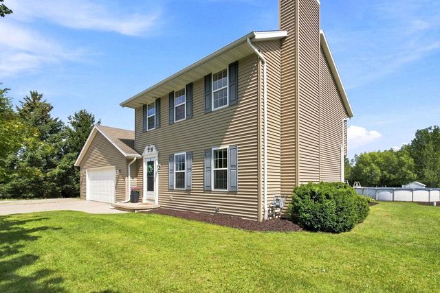 542 HIGHLAND MEADOW TRAIL, Pulaski, WI 54162