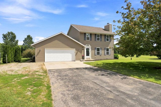 542 HIGHLAND MEADOW TRAIL, Pulaski, WI 54162