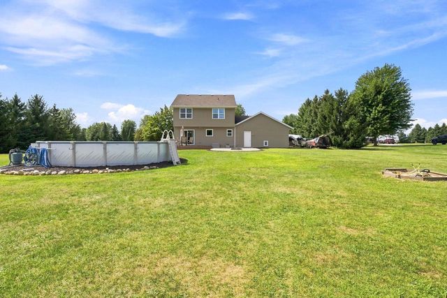 542 HIGHLAND MEADOW TRAIL, Pulaski, WI 54162