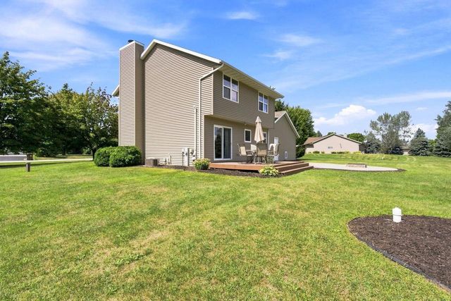 542 HIGHLAND MEADOW TRAIL, Pulaski, WI 54162