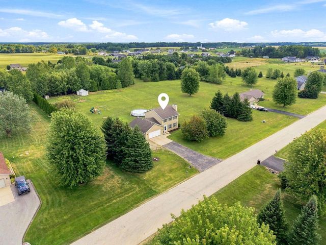 542 HIGHLAND MEADOW TRAIL, Pulaski, WI 54162
