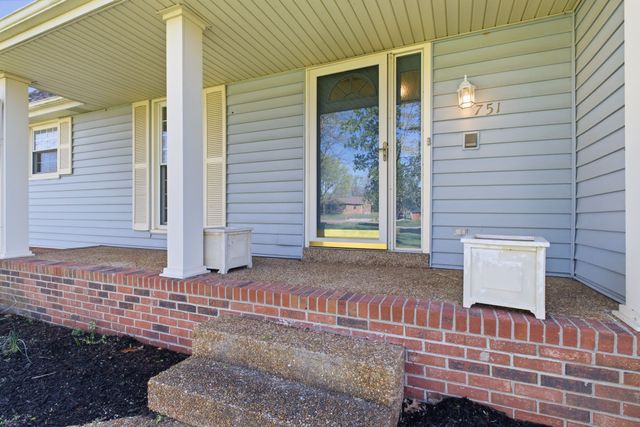 751 Harden St, Gallatin, TN 37066