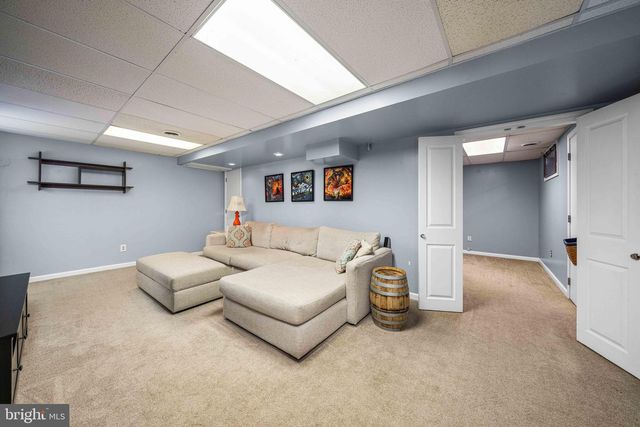 3 PARSONS RD, Landenberg, PA 19350