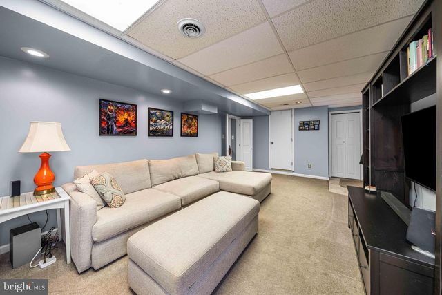 3 PARSONS RD, Landenberg, PA 19350