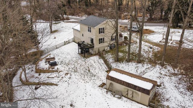 3 PARSONS RD, Landenberg, PA 19350