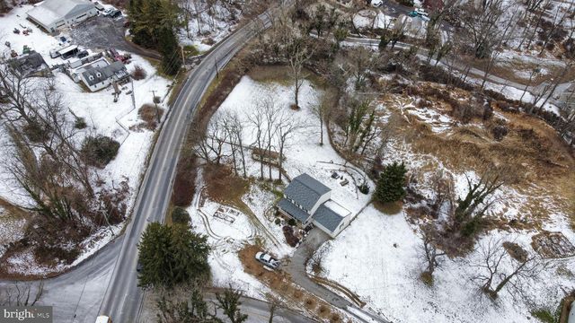 3 PARSONS RD, Landenberg, PA 19350