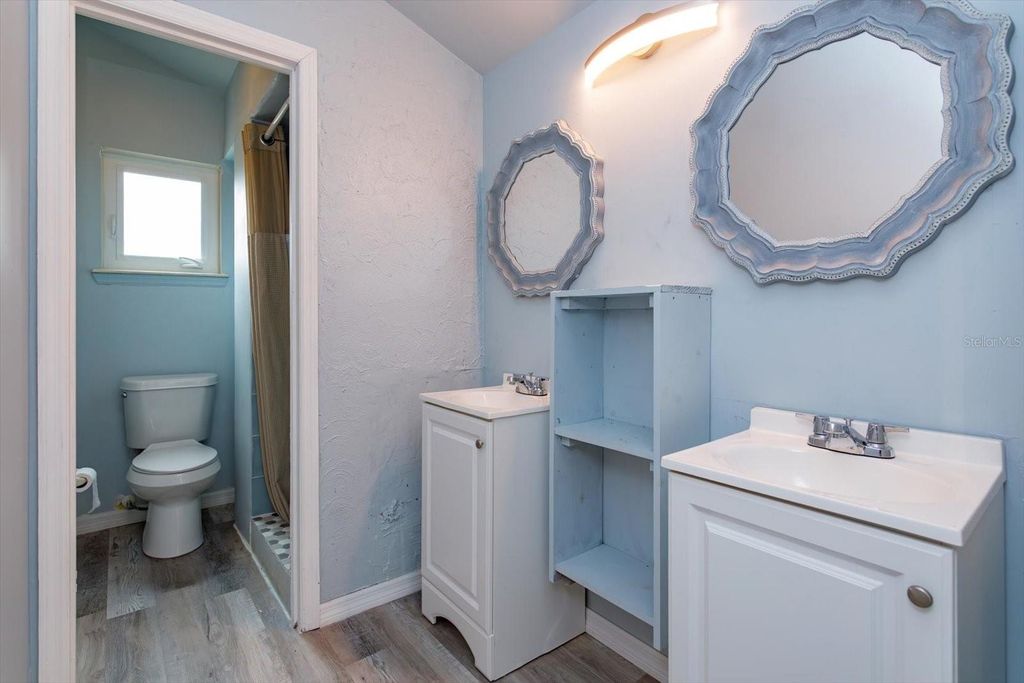 Image 21 of property listing at 4951 COURTLAND LOOP, Winter Springs, FL 32708