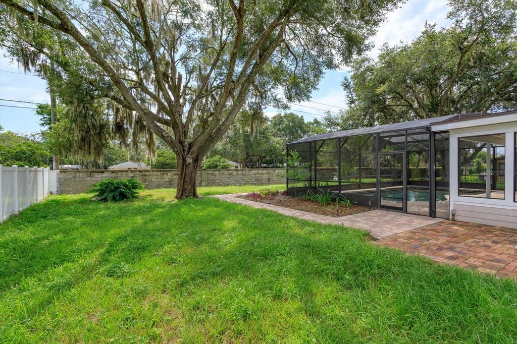 Image 31 of property listing at 4951 COURTLAND LOOP, Winter Springs, FL 32708