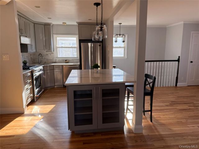 7 Gibson Boulevard 2, Valley Stream, NY 11581