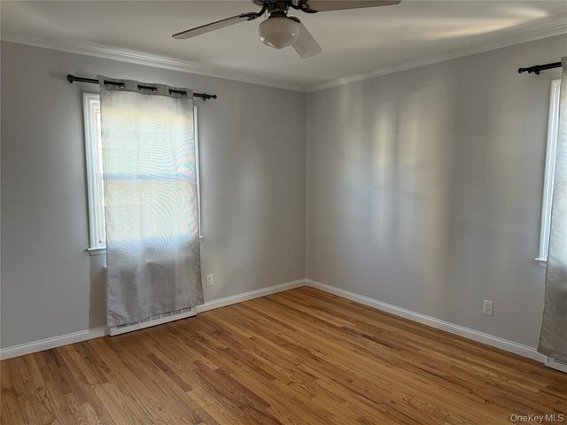 7 Gibson Boulevard 2, Valley Stream, NY 11581