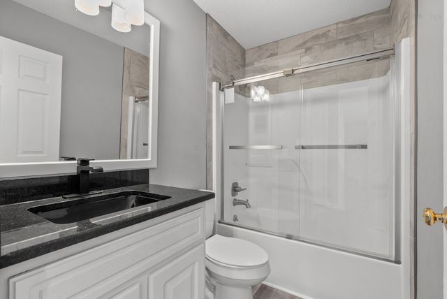 928 Red Bird Ln, Cumberland Furnace, TN 37051