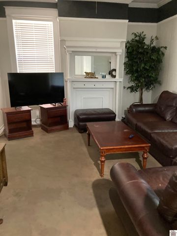 1122 Jefferson Street, Paducah, KY 42001