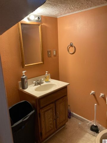 1122 Jefferson Street, Paducah, KY 42001