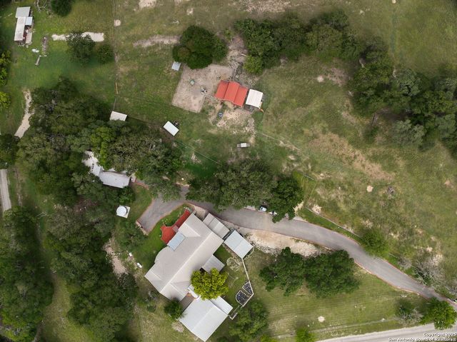 319 Los Indios, Boerne, TX 78006