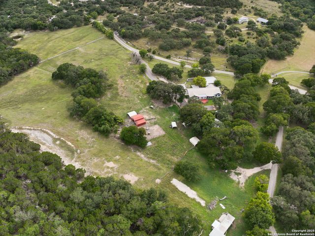 319 Los Indios, Boerne, TX 78006