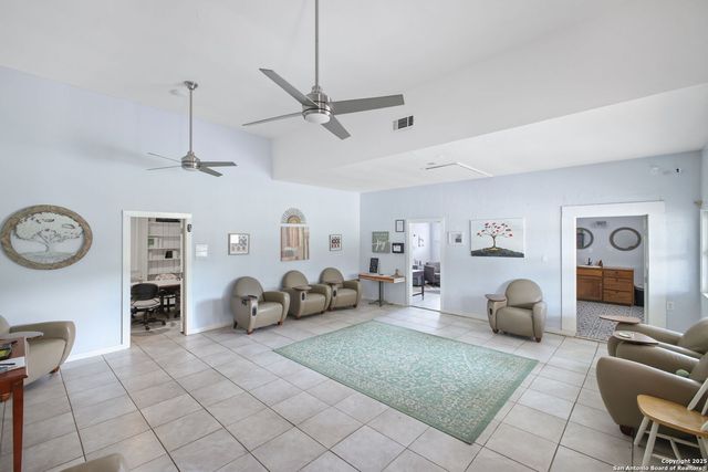 319 Los Indios, Boerne, TX 78006