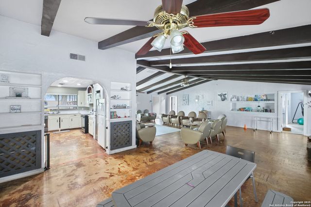 319 Los Indios, Boerne, TX 78006