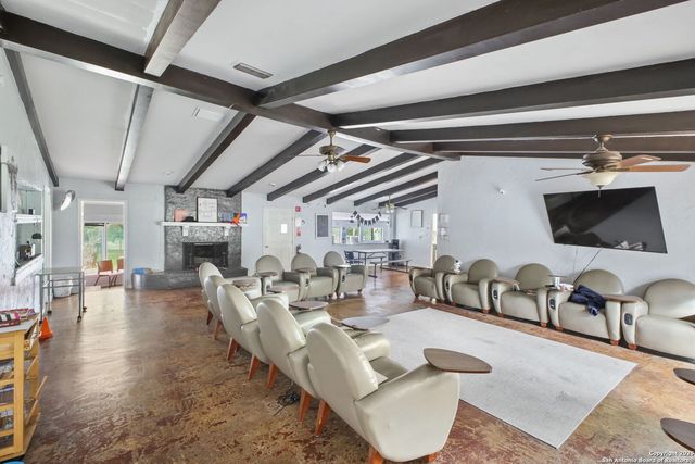 319 Los Indios, Boerne, TX 78006