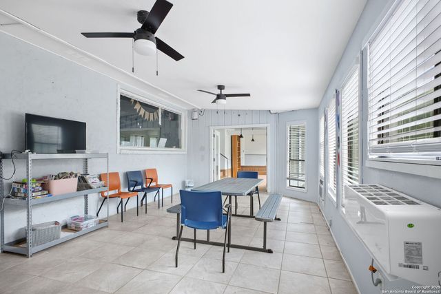 319 Los Indios, Boerne, TX 78006