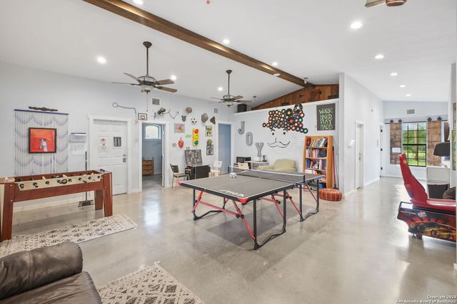 319 Los Indios, Boerne, TX 78006