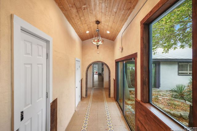 319 Los Indios, Boerne, TX 78006