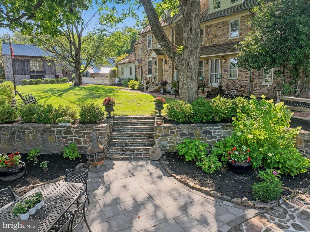 4439 MCNEAL RD, CARVERSVILLE, PA 18913 — photo 4