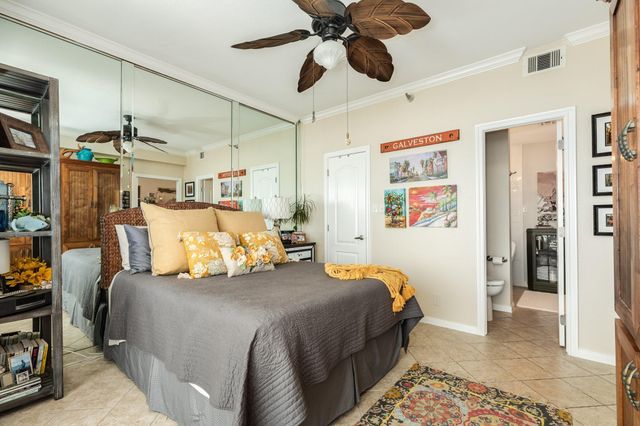 7700 Seawall Boulevard 410, Galveston, TX 77551