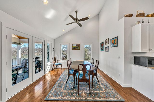 306 Cove Point TRL, Moneta, VA 24121