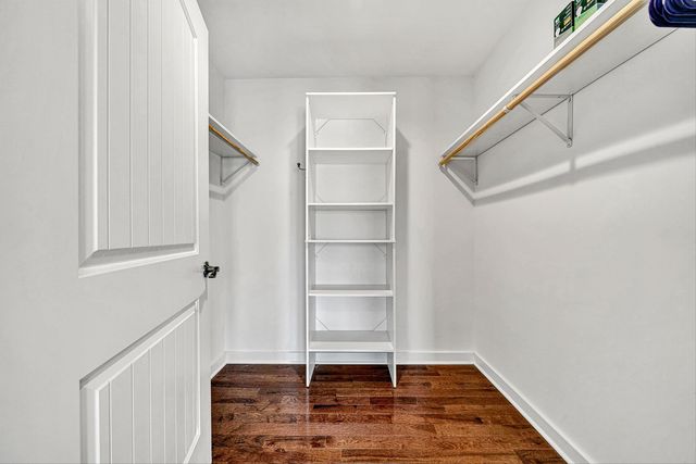 306 Cove Point TRL, Moneta, VA 24121