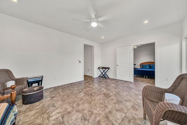 306 Cove Point TRL, Moneta, VA 24121