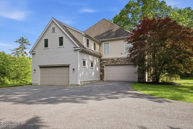 6 Cherry Tree Lane, Saratoga Springs, NY 12866