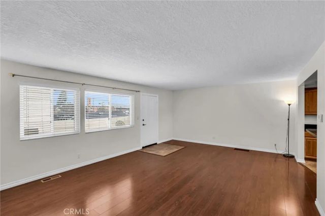 185 Costa Mesa Street B, Costa Mesa, CA 92627