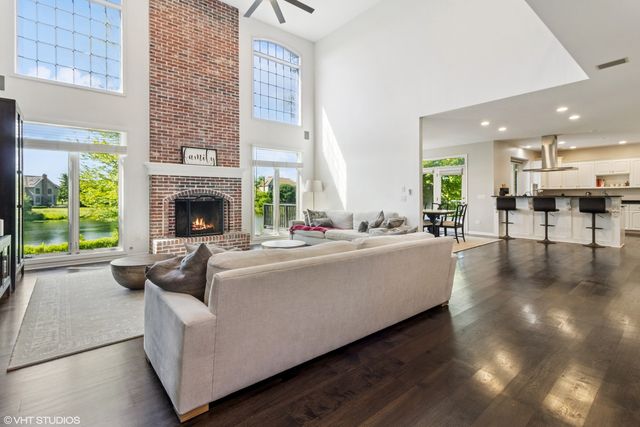3304 ROLLINGRIDGE Road, Naperville, IL 60564