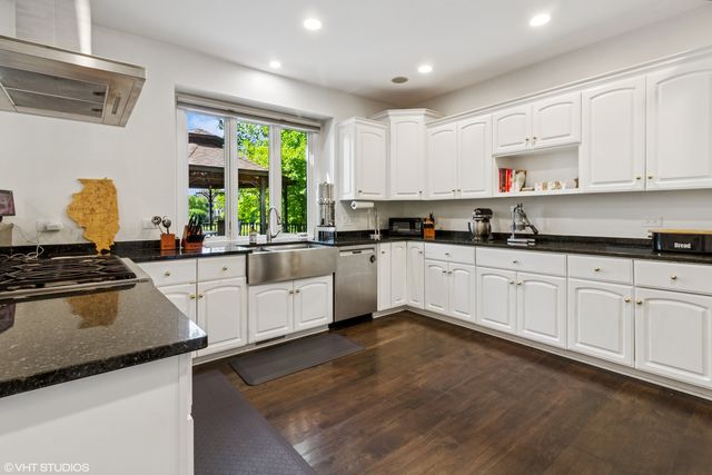 3304 ROLLINGRIDGE Road, Naperville, IL 60564
