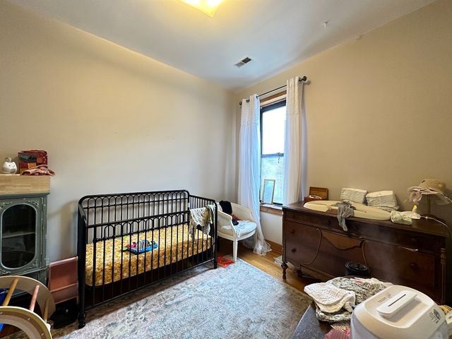 951 N Hoyne Avenue 3, Chicago, IL 60622