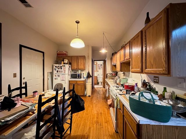 951 N Hoyne Avenue 3, Chicago, IL 60622