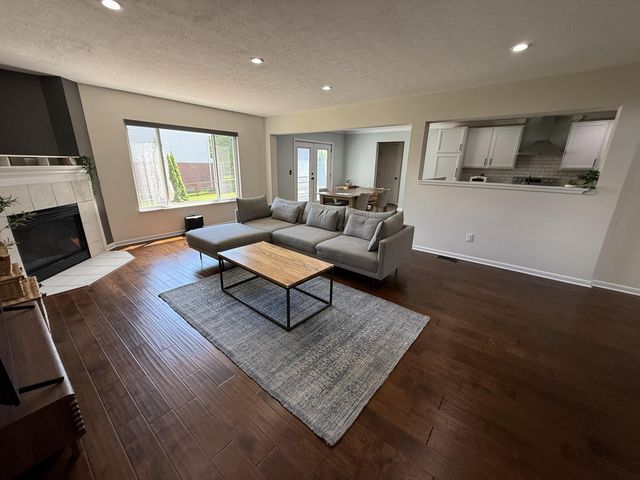 9858 Burleigh Lane, Union, KY 41091