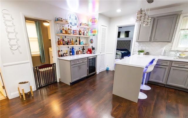 6 Woodrow Street, Rochester, NY 14606