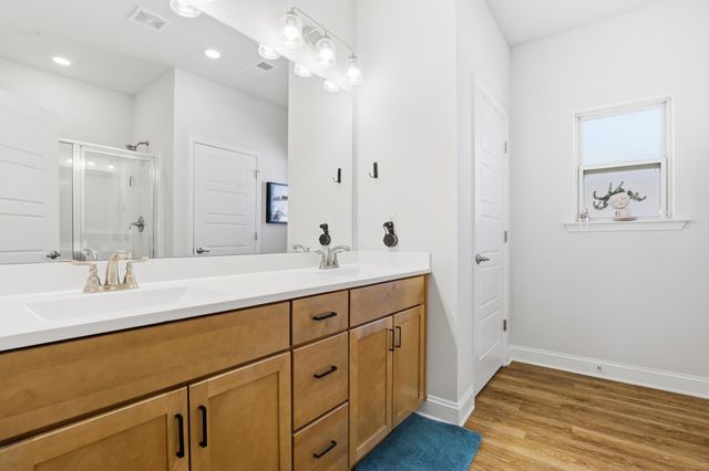 30 Woodcross Drive, Simpsonville, SC 29681