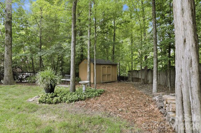 7011 Edenderry Drive, Charlotte, NC 28270