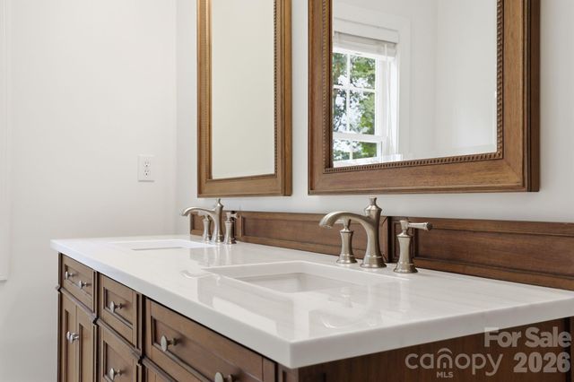 7011 Edenderry Drive, Charlotte, NC 28270