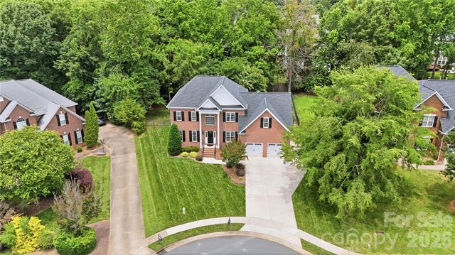 7011 Edenderry Drive, Charlotte, NC 28270